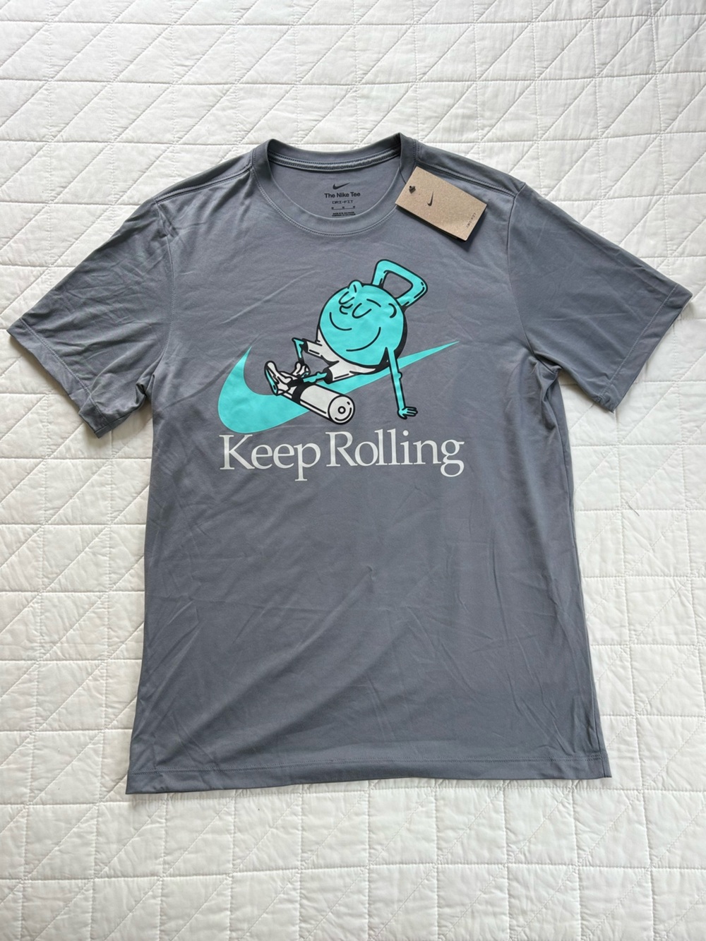 NWT Nike "Keep Rolling" Dri-FIT Lightweight Graphic T-Shirt - Gray Men's Medium